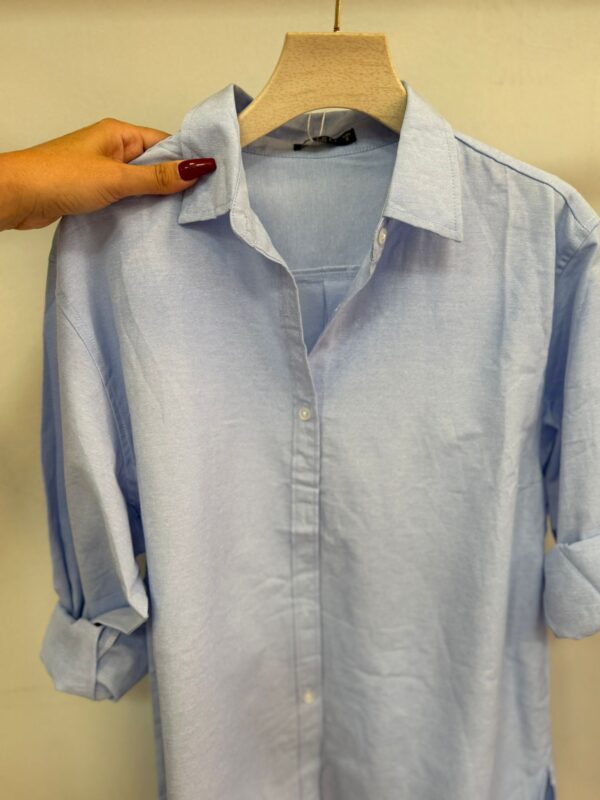 Camisa Básica Celeste